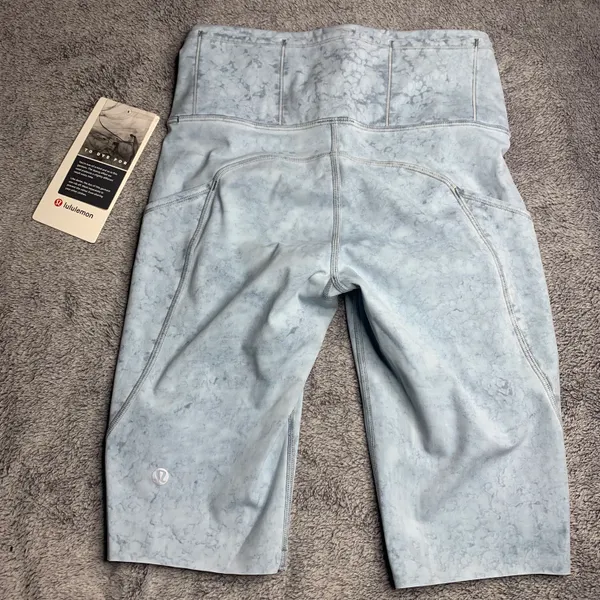 Fast and Free HR Short 10” NWT Size 2 - Image 5
