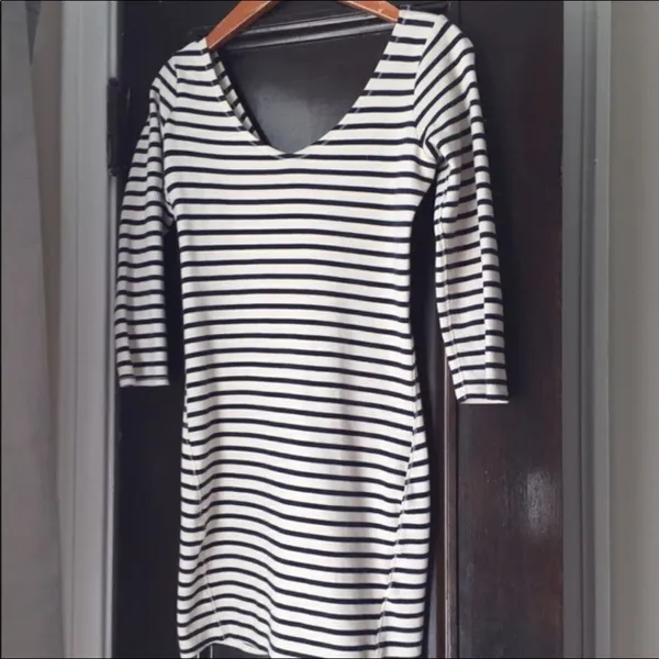 ✨Abercrombie & Fitch Striped Dress✨ - Image 2