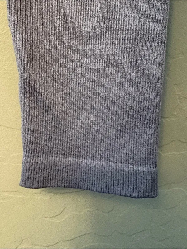 Spiritual Gangster periwinkle blue gray colored leggings size medium large - Image 9