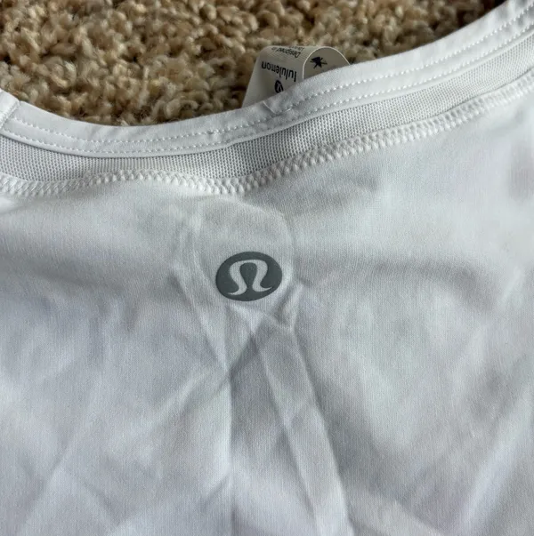 Lululemon Short Sleeve Cropped Shirt - Image 5