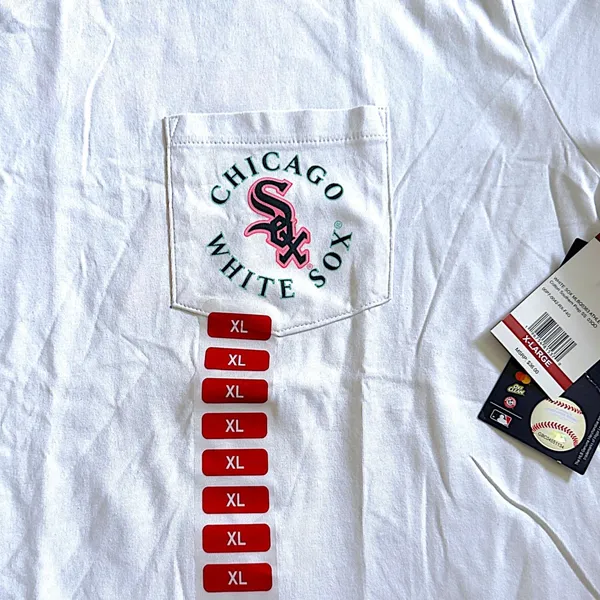 Majestic G-III 4Her Chicago White Sox Retro Roses T-Shirt XL NWT - Image 6
