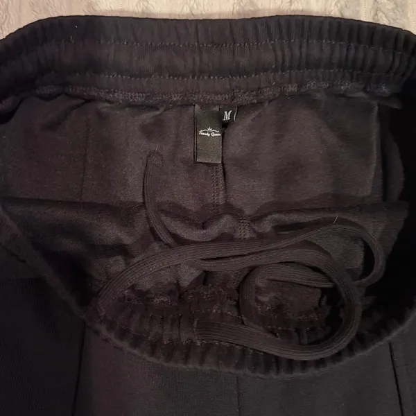 Trendy Queen Black Cropped Wide Leg Pants Tulip Hem Pockets Medium - Image 3