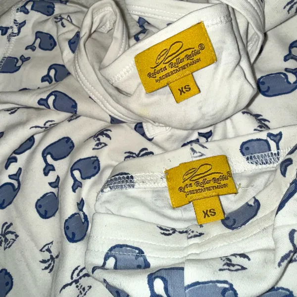 Roller Rabbit Moby Blue Whale Pajama Set size Adult XS - Image 5