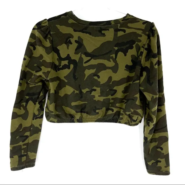 TIMING Long-sleeve Cropped Sweatshirt Camo‎ Print Boxy Fit Size M - Image 2