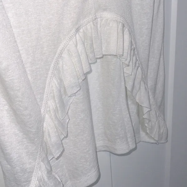 Miss Me NWOT White Lace Sleeve Ruffle Open Back Short Sleeve - Image 4