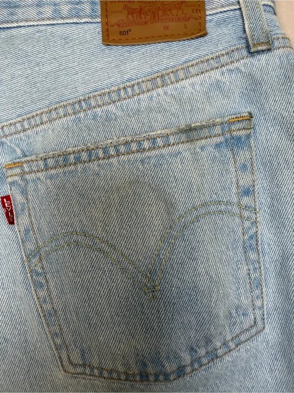 Levi’s 501 Original Denim Jean Shorts size 31 in Luxor Light Blue $75 - Image 11