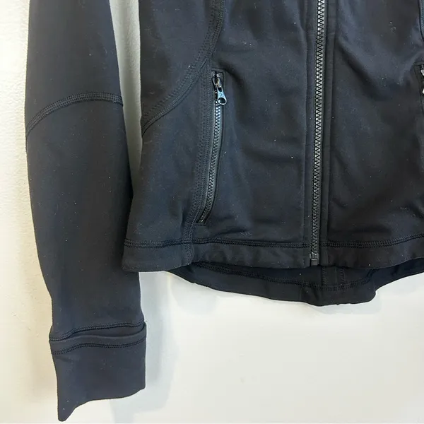 Lululemon Black Forme High Neck Zip Up Jacket w/ Thumb Holes Size 6 - Image 7