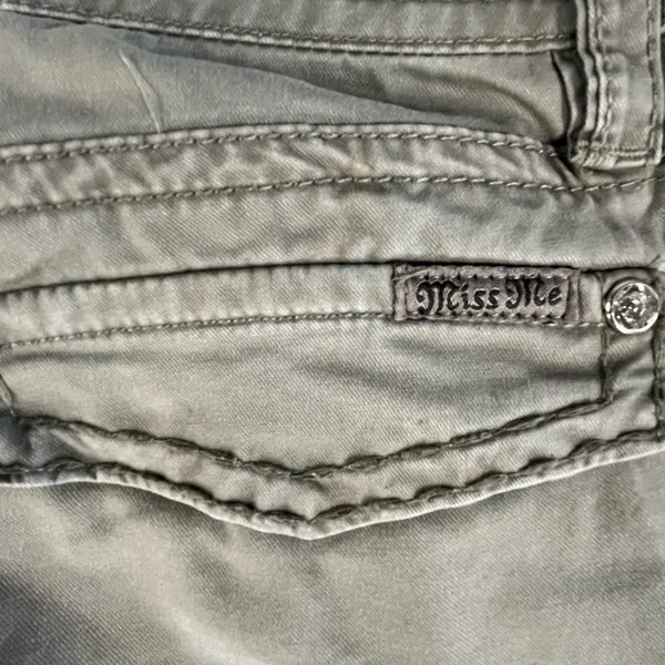 Miss Me • Olive Green Cargo Jeans Bead Embellished Cross Accent Size 26 - Image 8
