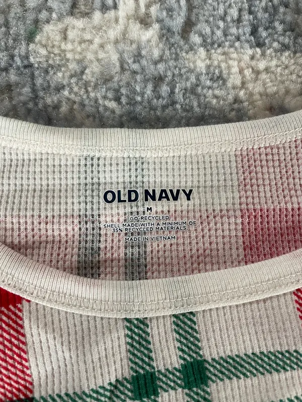 Old Navy Christmas Pajama Top - Image 2