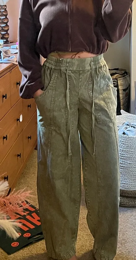 Urban outfitters BDG barrel pants - Image 3