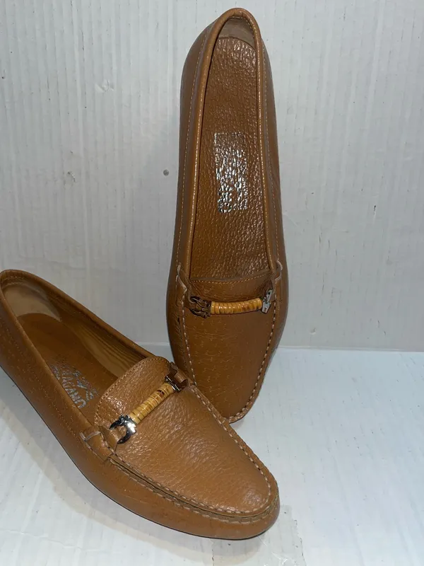 VTG Salvatore Ferragamo tan Leather Horse bit Driving Loafers 7 1/2 C SN 21759 - Image 4