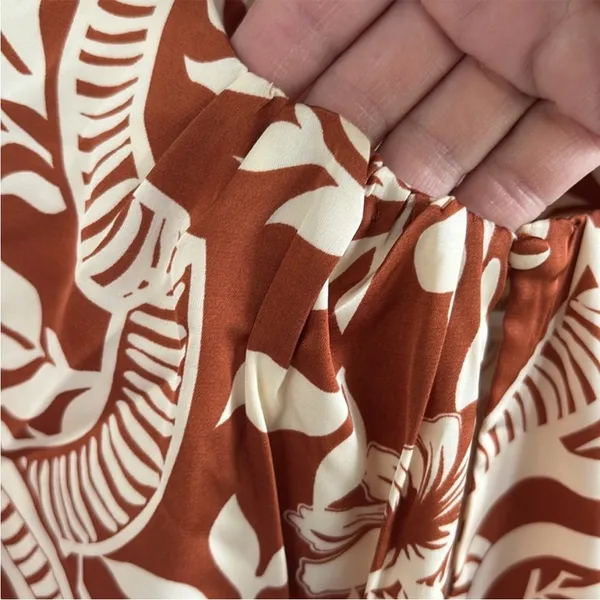 EUC Joie Floral Blouse Chestnut Cream Size Large - Image 7