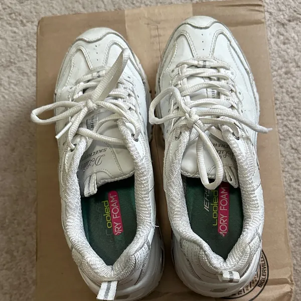 Skechers White Athletic Shoes - Image 4