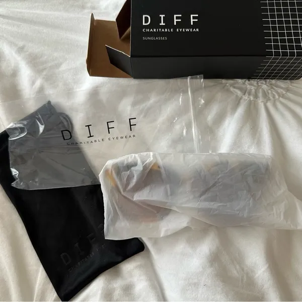 DIFF eyewear Brand New NWT Meredith sunglasses - Image 9