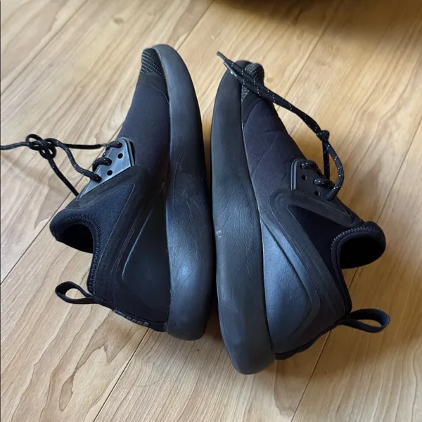 Nike Black Women's Sneakers - Image 5