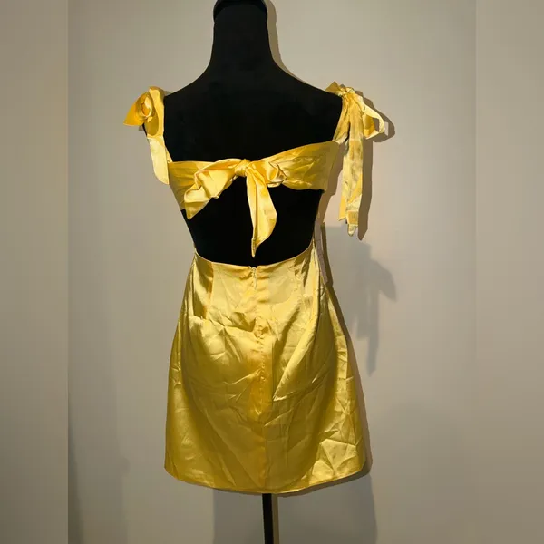Glamlora - Image 3