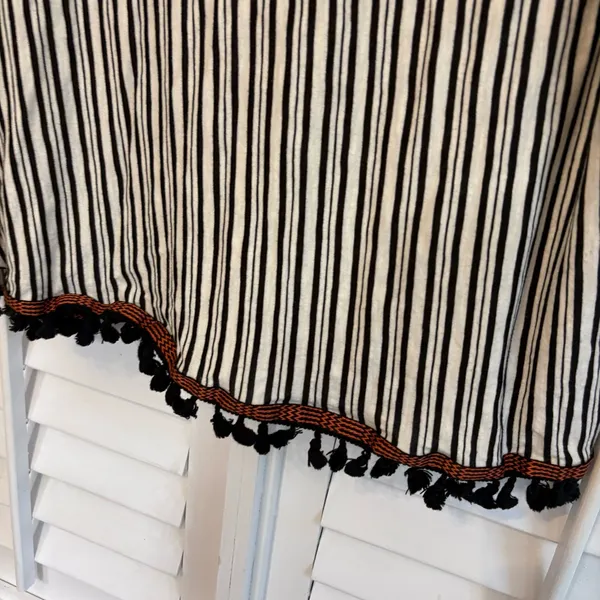 W5 Black And White‎ Stripe Pop Pom Tank Top Size 3X - Image 4