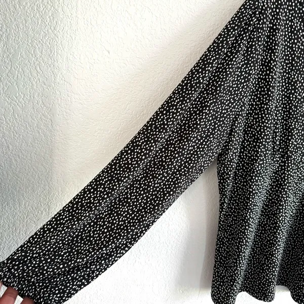 Banana Republic Womens Shirt Blouse Black White Dot Long Sleeve Stretch Size XL - Image 5