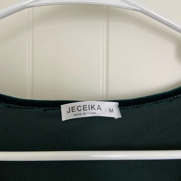 EUC | Jeceika women’s velvet dress‎ — medium - Image 4