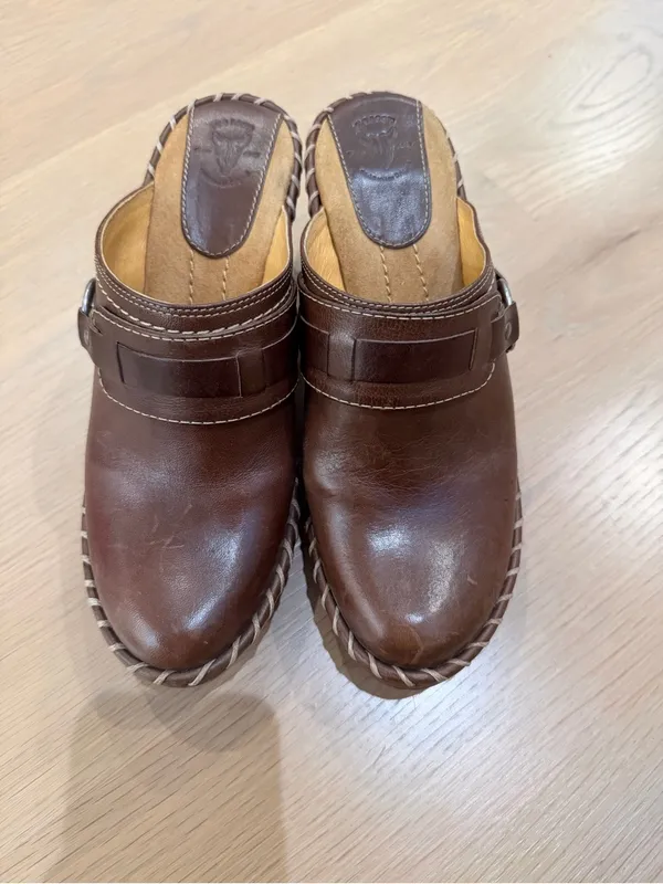 Frye Charlotte Brown Leather Mules - size 6 - Image 2
