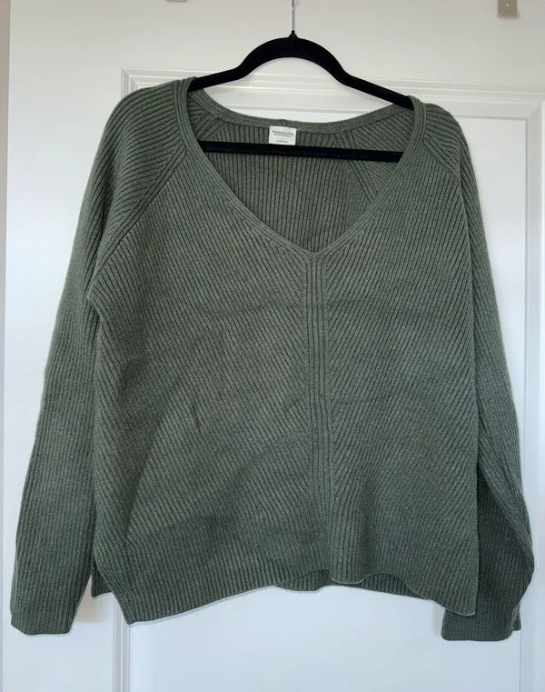 Abercrombie Sweater - Image 2