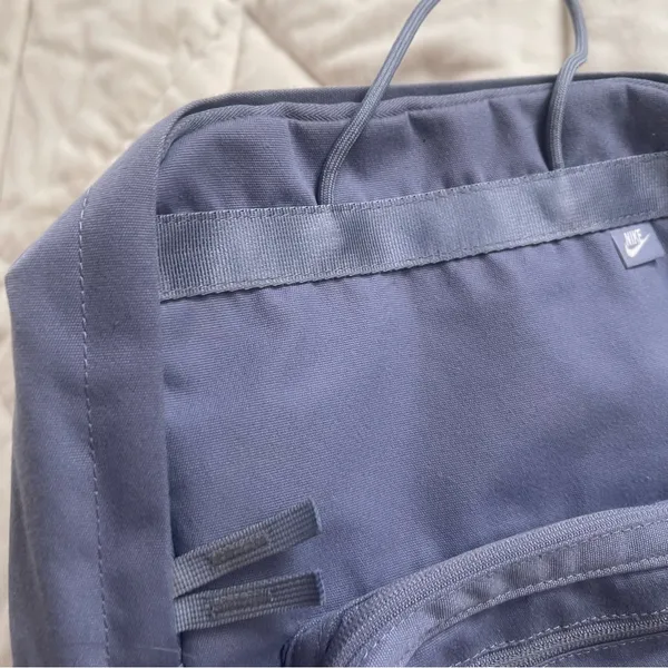 Nike Backpack Purple Expandable Adjustable Straps Multiple Compartments - Image 6