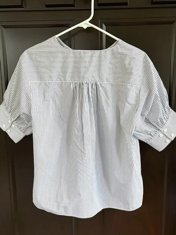 Like New FRAME Striped V Neck Puff Sleeve Organic Cotton Top Medium Retail $298 - Image 11