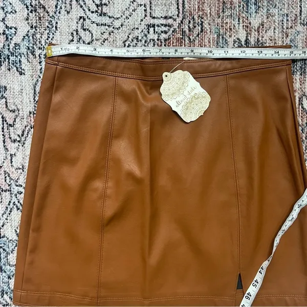 NWT Altar’d State Camel Brown Faux Leather Mini Skirt Size Large - Image 5