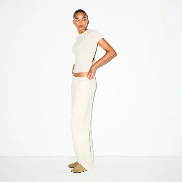 SKIMS Small Oatmeal Heather Cotton Fleece Classic Straight Leg Pants NWT - Image 2