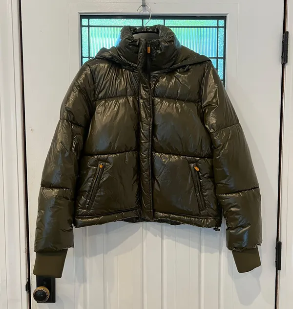 Gap Puffer Jacket - Image 4