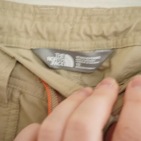 The North Face Women's Size 10 Tan Convertible Hiking Pants Zip Off Shorts Khaki - Image 8