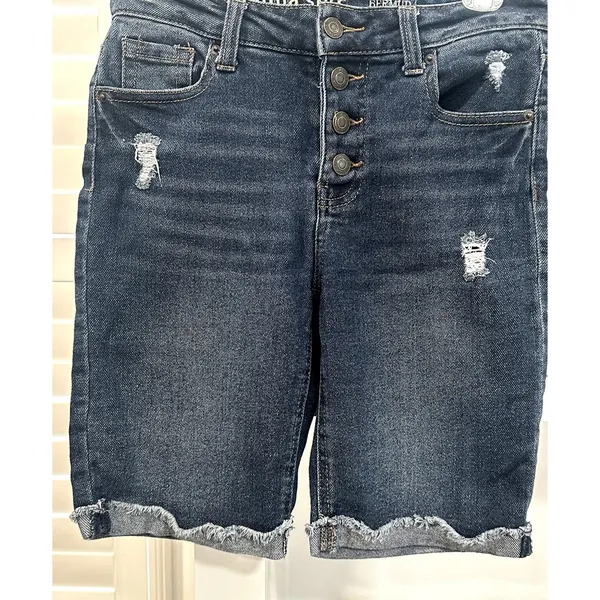 Vanilla Star Juniors Distressed Denim Burmuda Shorts 26/3 - Image 3