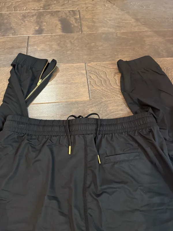 Zyia Joggers Black - Image 5