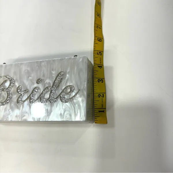 Lovers and Friends Bride Clutch Bag in Ivory Rhinestone - Image 6