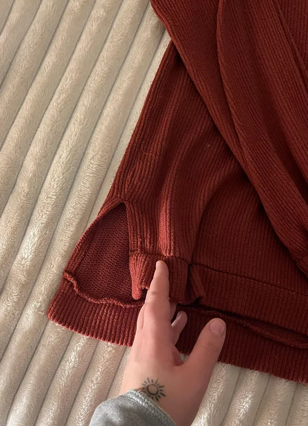 Sweater - Image 3