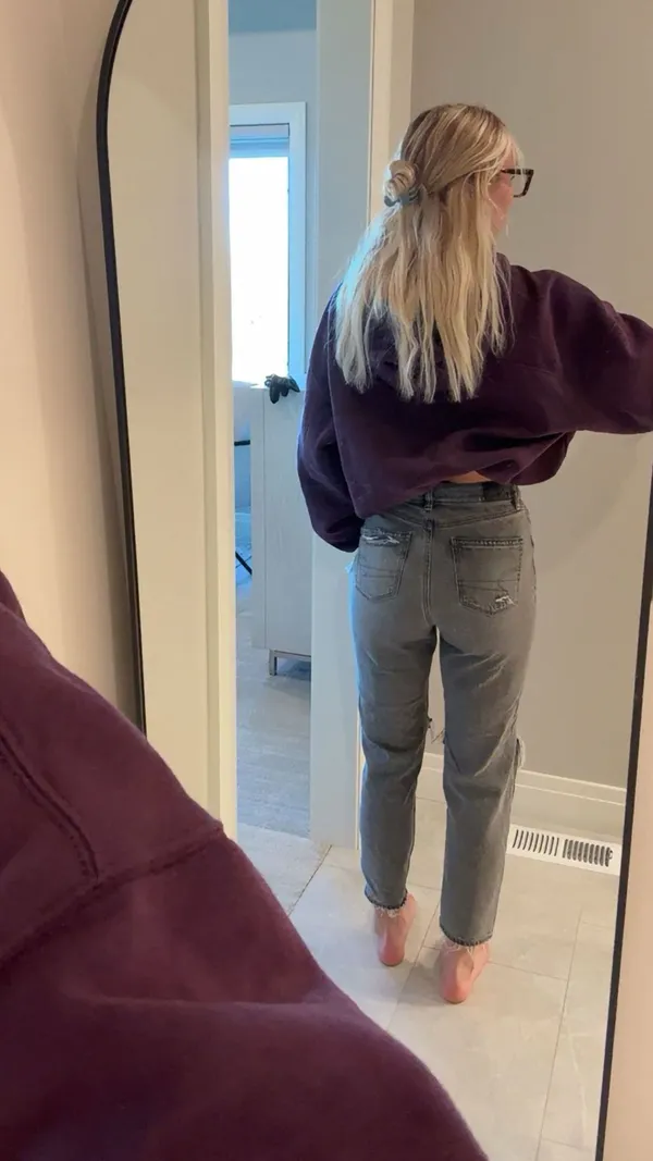 American Eagle Jeans - Image 2