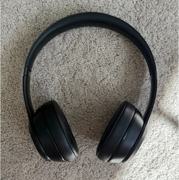 Beats Solo 3 Wireless - Image 4
