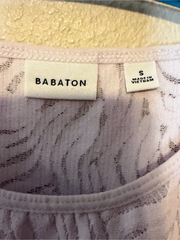 Aritzia Babaton Shapelace Crew Longsleeve Bodysuit Lavender Size Small‎ - Image 3