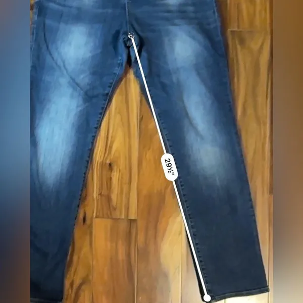 Kut From the Kloth Catherine Boyfriend Jeans - Image 5