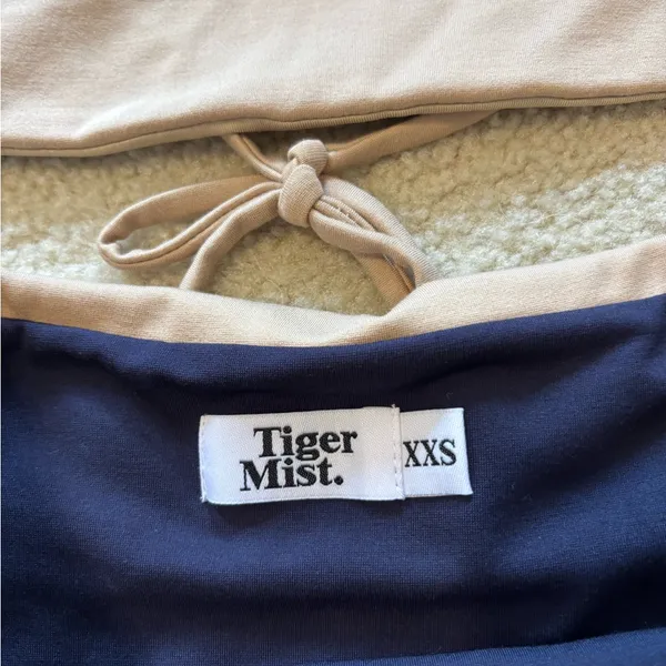 Tiger Mist Two Toned Set - Image 3