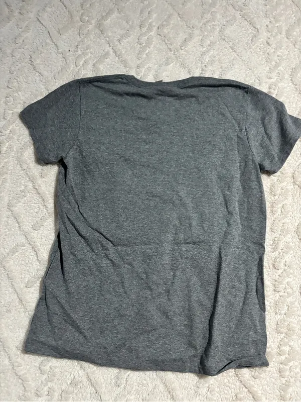 NWT LARGE WOMENS GRAPHIC country tee - Image 3