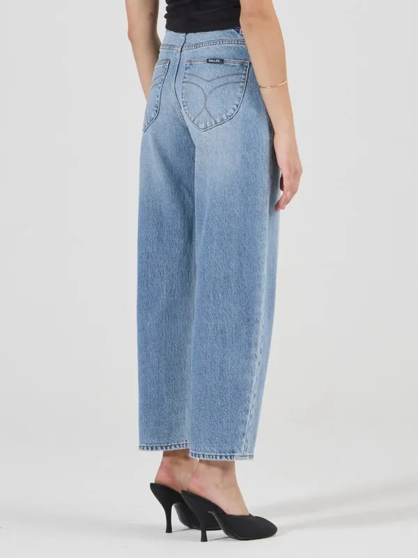 Rolla’s Gigi Barrel Jeans Size 26 High Rise Curved Leg Light Wash Denim - Image 4