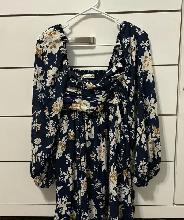 Abercrombie Emerson Floral Mini Dress NWOT - Image 2