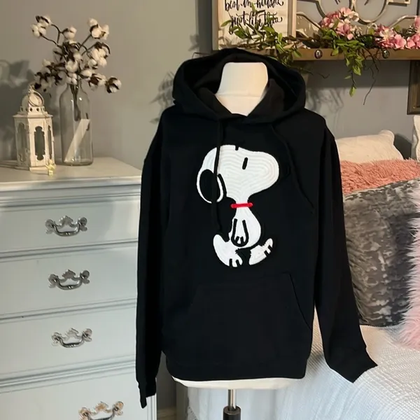 Snoopy Sweatshirt Black Cotton Hoodie Pullover Crochet Patch Womens Medium - Image 5