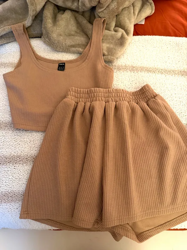 SheIn Tan Short Set for Beach or Casual Lounging - Image 3