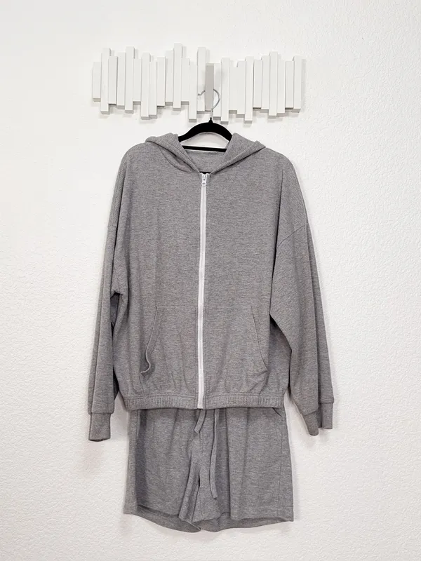 J.ING Gray Waffle Knit Zip Up Hoodie Shorts Two Piece Lounge Set One Size - Image 2