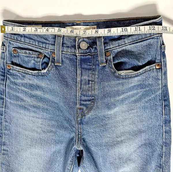 Levi's Wedgie Straight Jean - Image 13