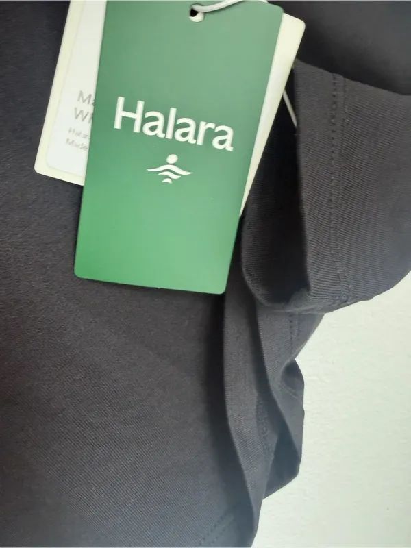 HALARA Black Sleeveless Henley Tank with Pocket - Image 3