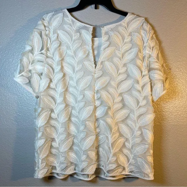Ann Taylor Factory White Leaf Pattern Top SZ:XL - Image 2