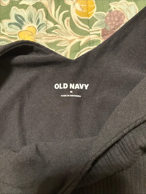 Old Navy Black Ribbed V-Neck Tie-Shoulder Bodysuit - Image 2